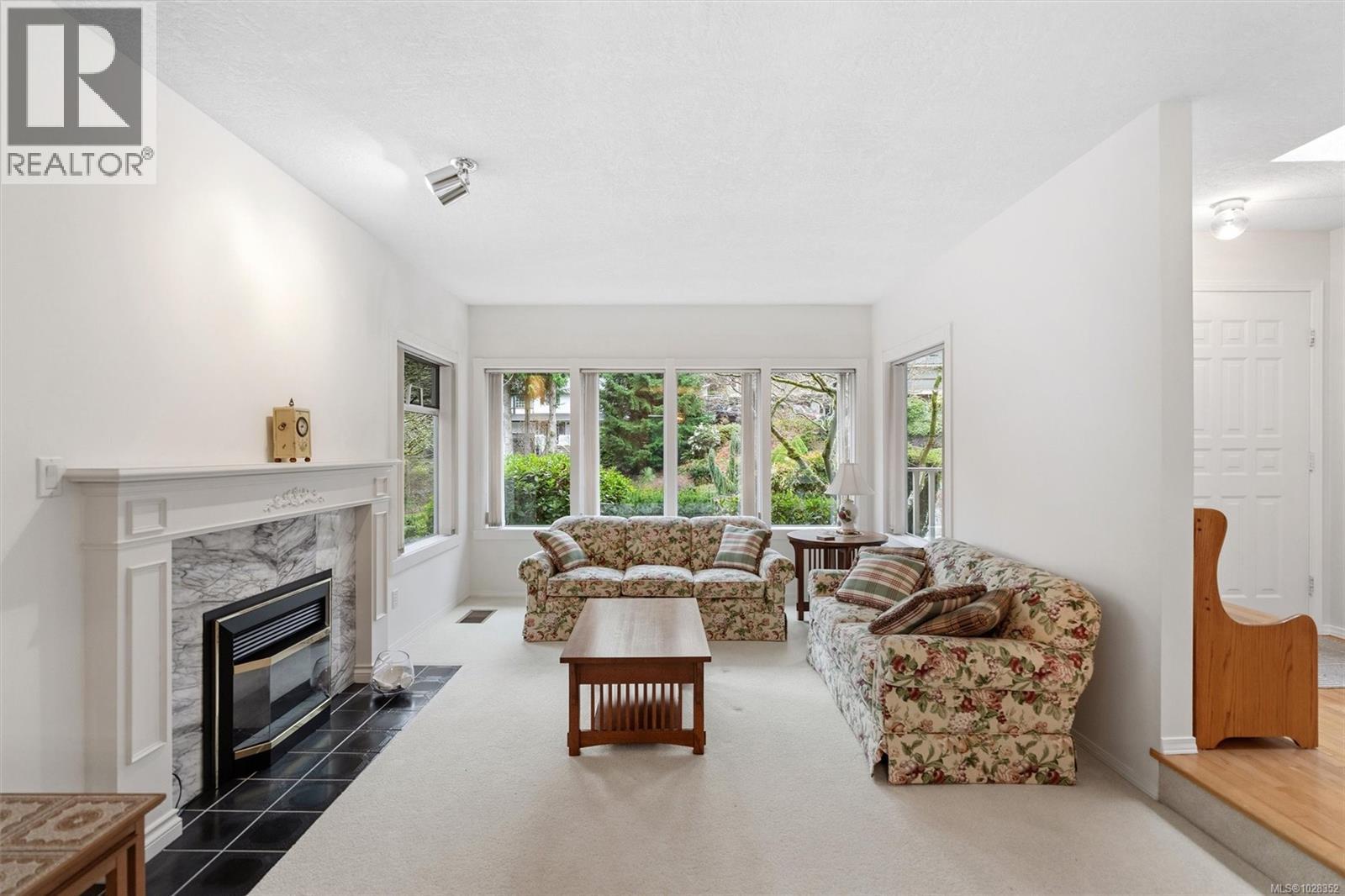 1636 Barrett Dr - 8