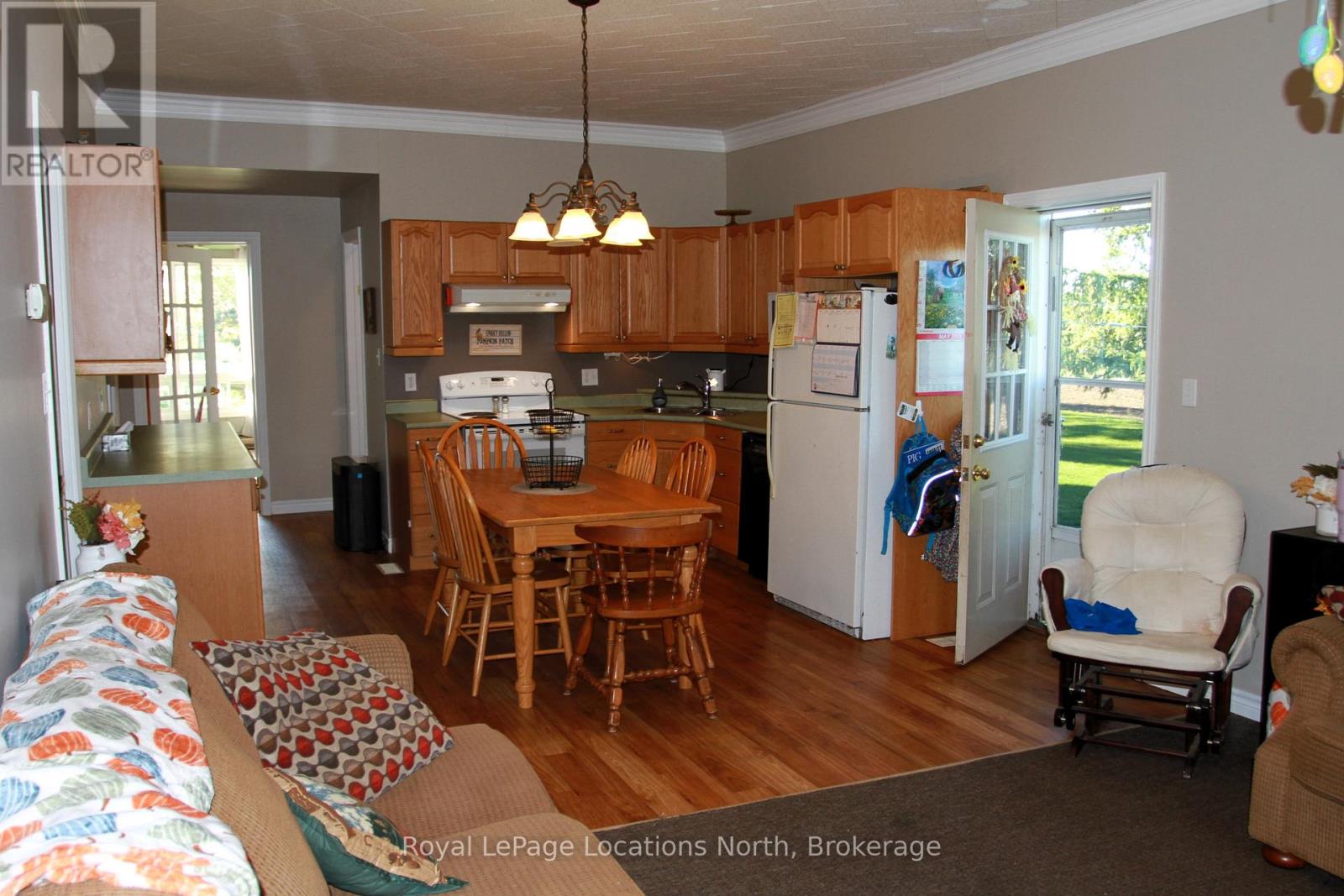 1539 6 CONCESSION N - 11