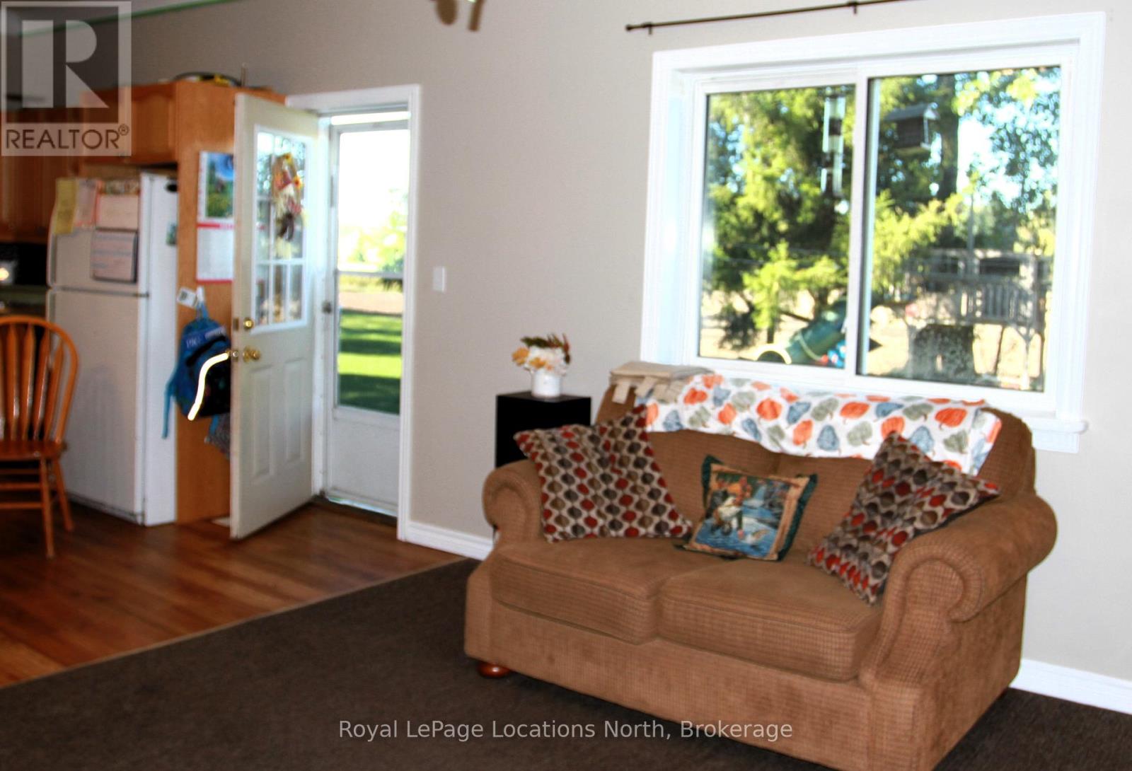1539 6 CONCESSION N - 7