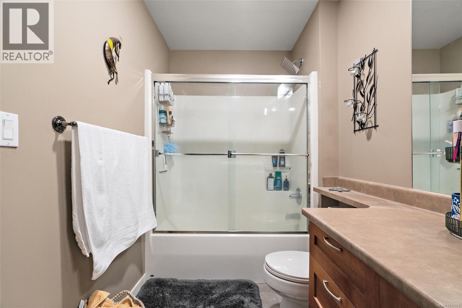 #205 631 BROOKSIDE RD - 26