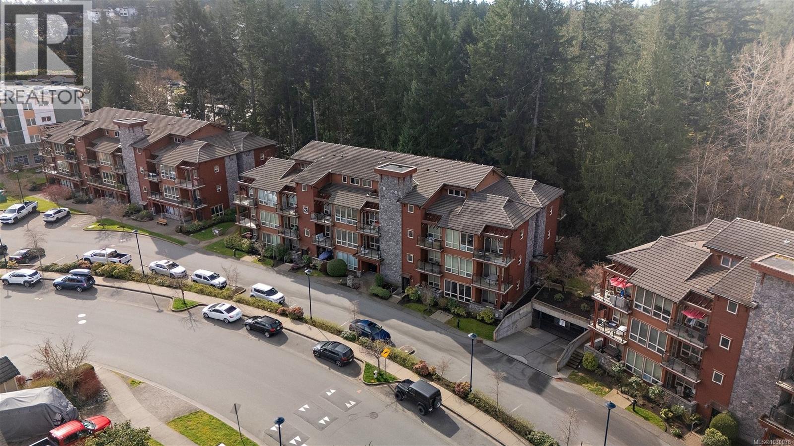 #205 631 BROOKSIDE RD - 27