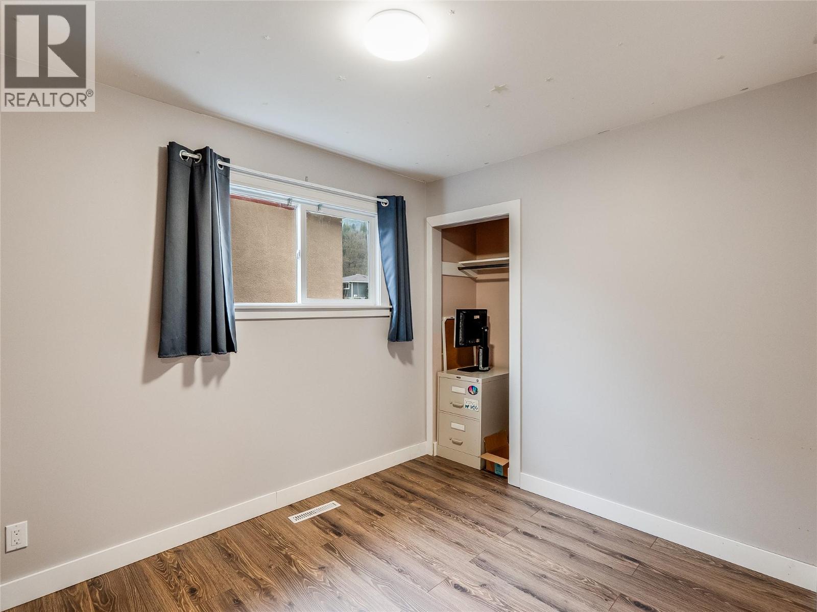 204 PINEWOOD Drive, Castlegar