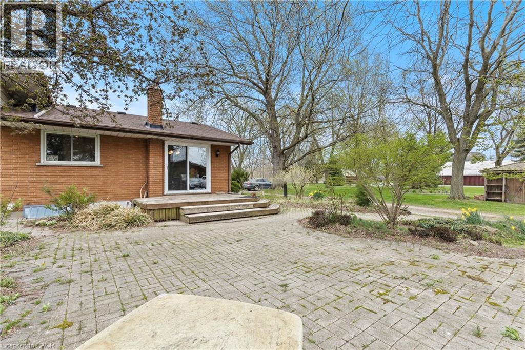 488 TOWNLINE ROAD - 38
