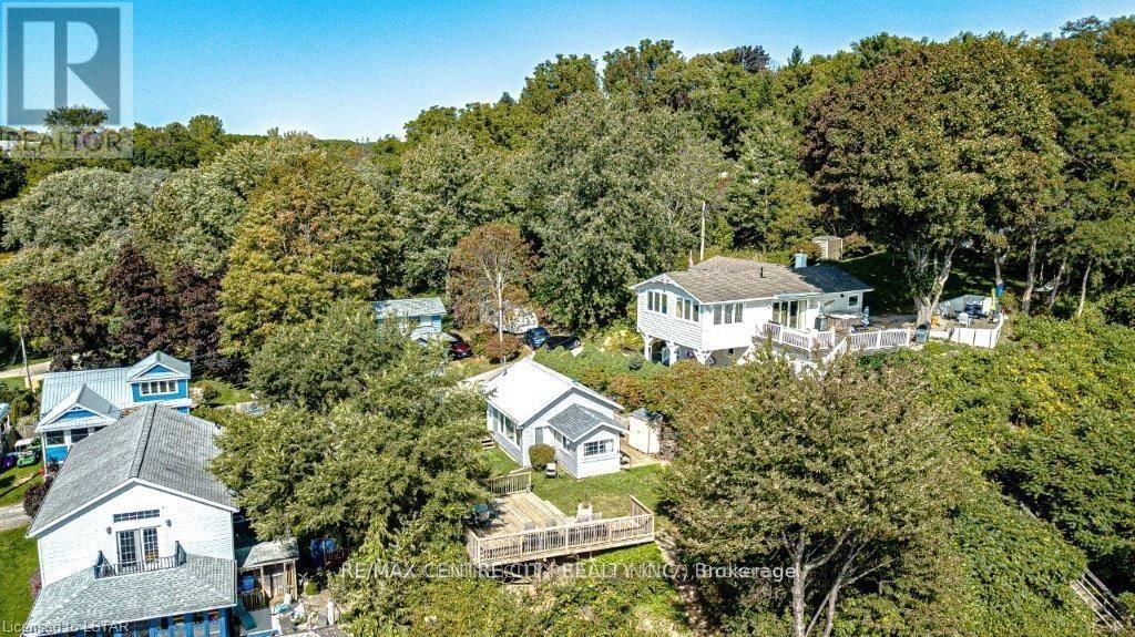 49225 BLAIR , R. R. 2 DRIVE - 1