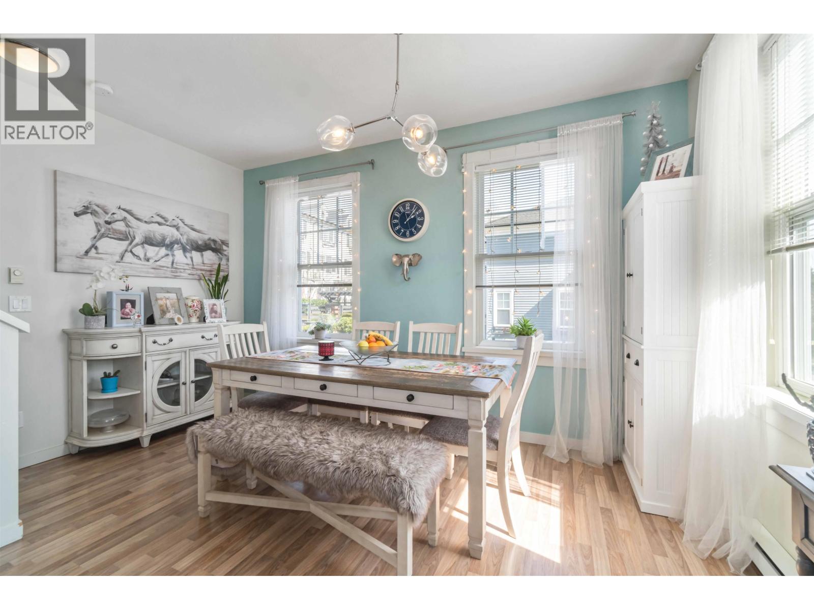 87 688 EDGAR AVENUE, Coquitlam