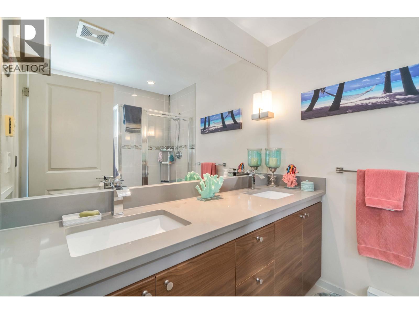 87 688 EDGAR AVENUE, Coquitlam