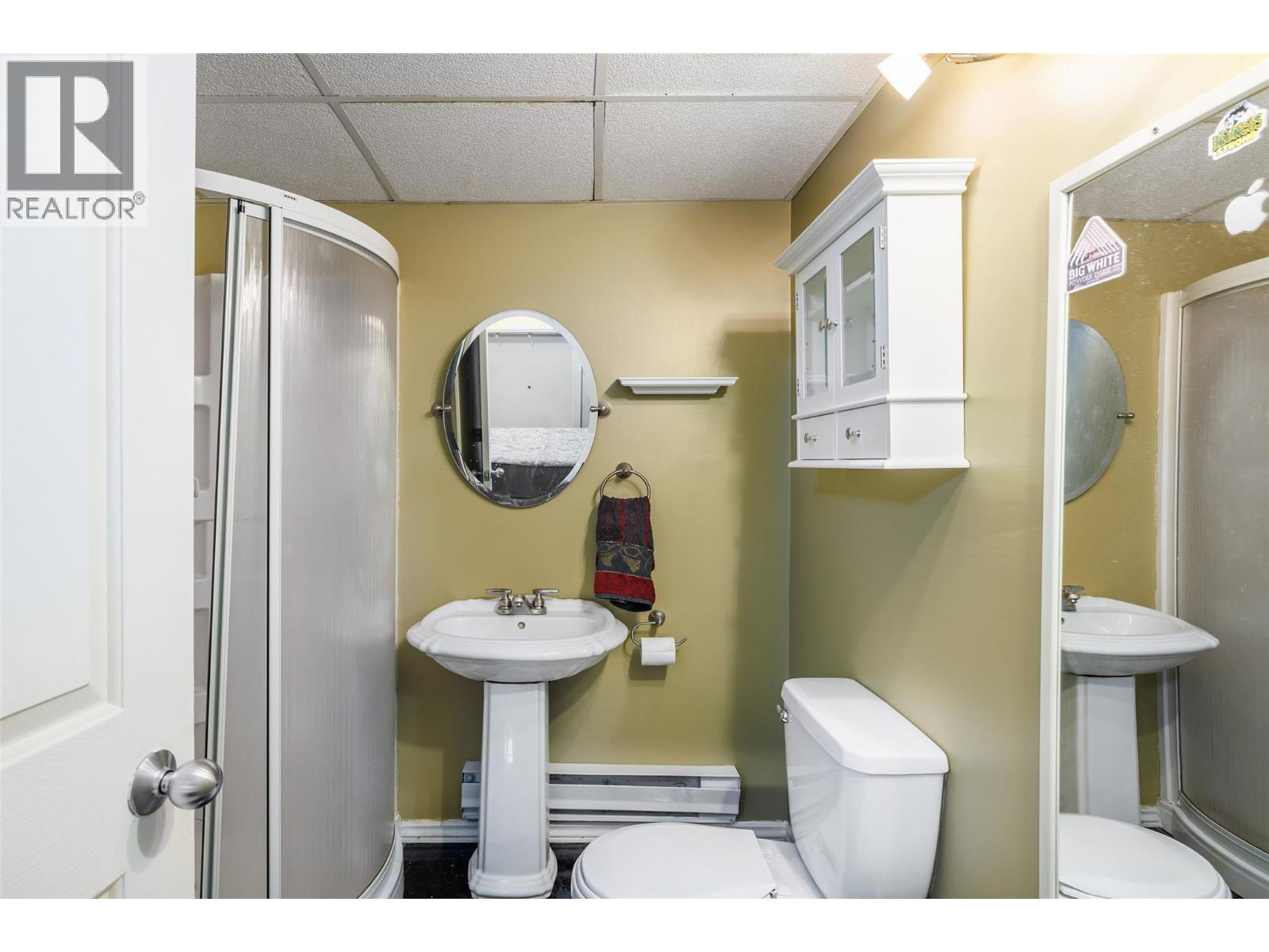 7992 Falcon Ridge Crescent, Kelowna