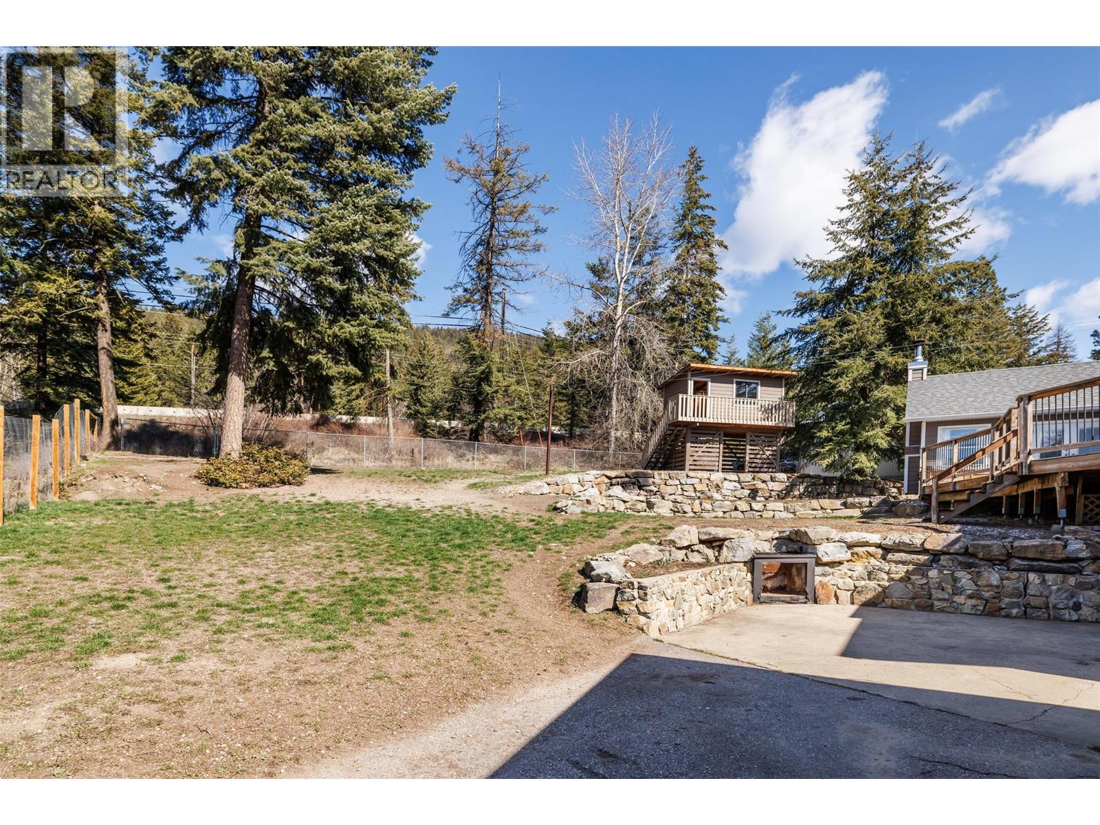 7992 Falcon Ridge Crescent, Kelowna