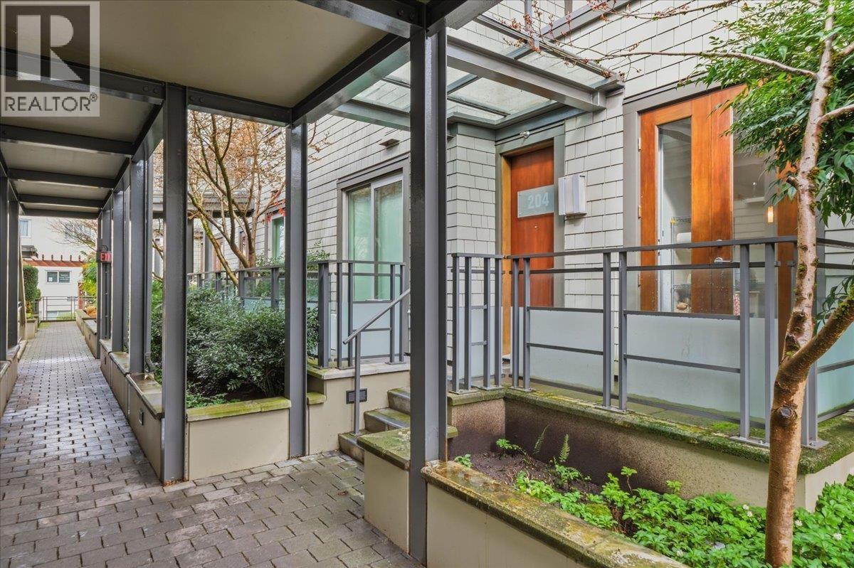 204 2388 MARINE DRIVE, West Vancouver