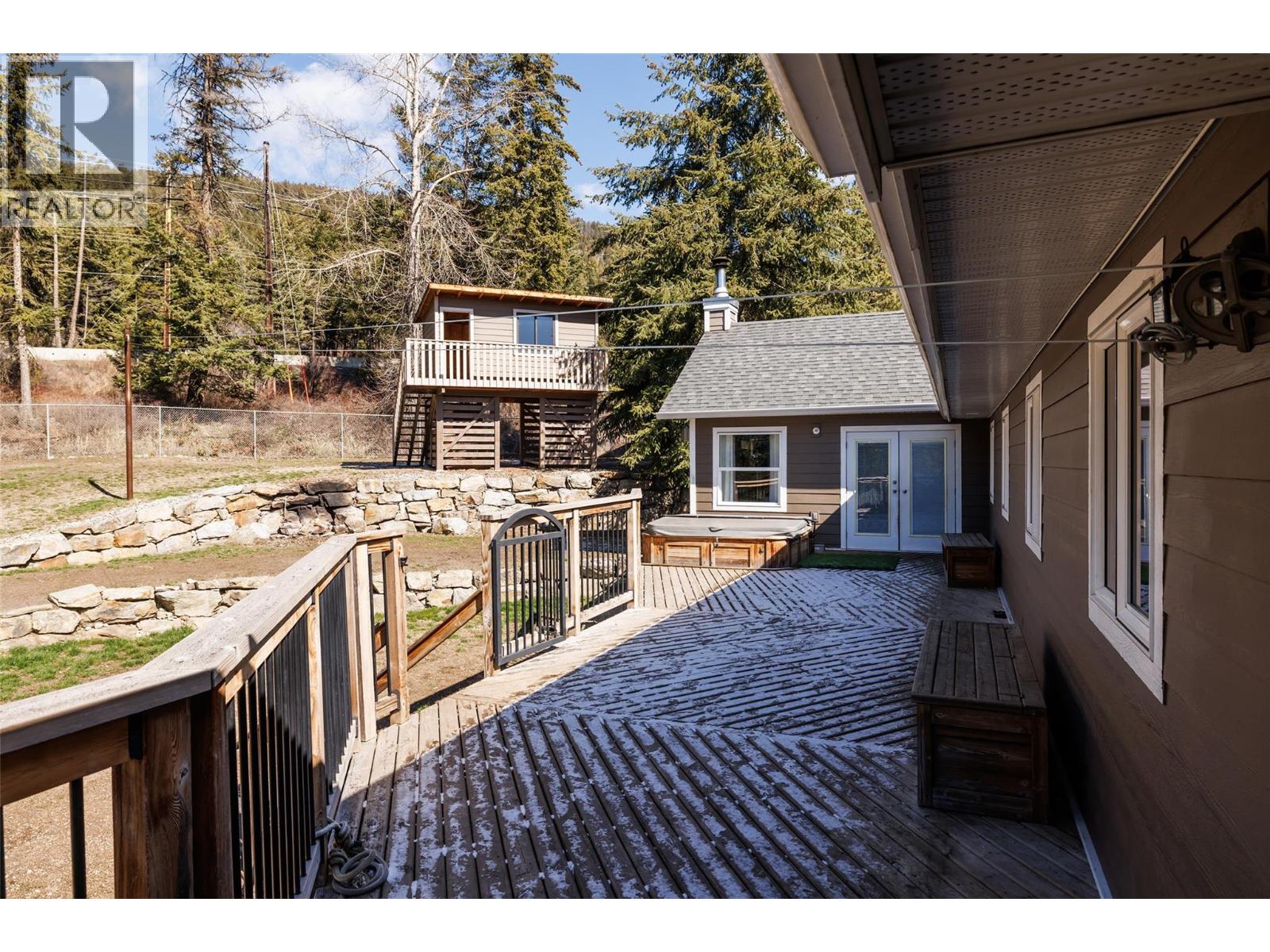 7992 Falcon Ridge Crescent, Kelowna