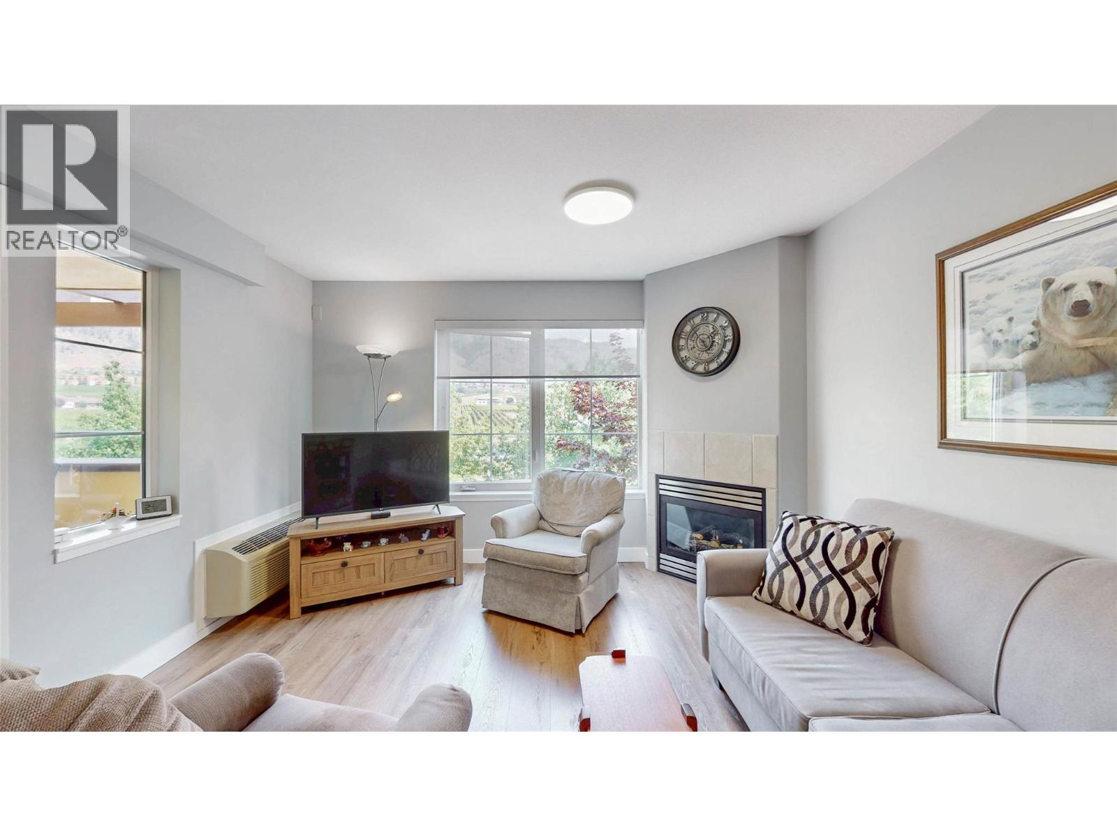 308 7600 COTTONWOOD Drive, Osoyoos