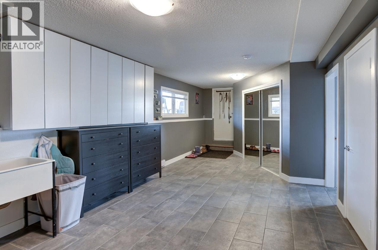 2270 GREENFIELD Avenue, Kamloops