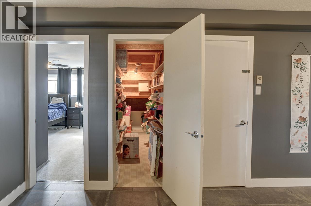 2270 GREENFIELD Avenue, Kamloops