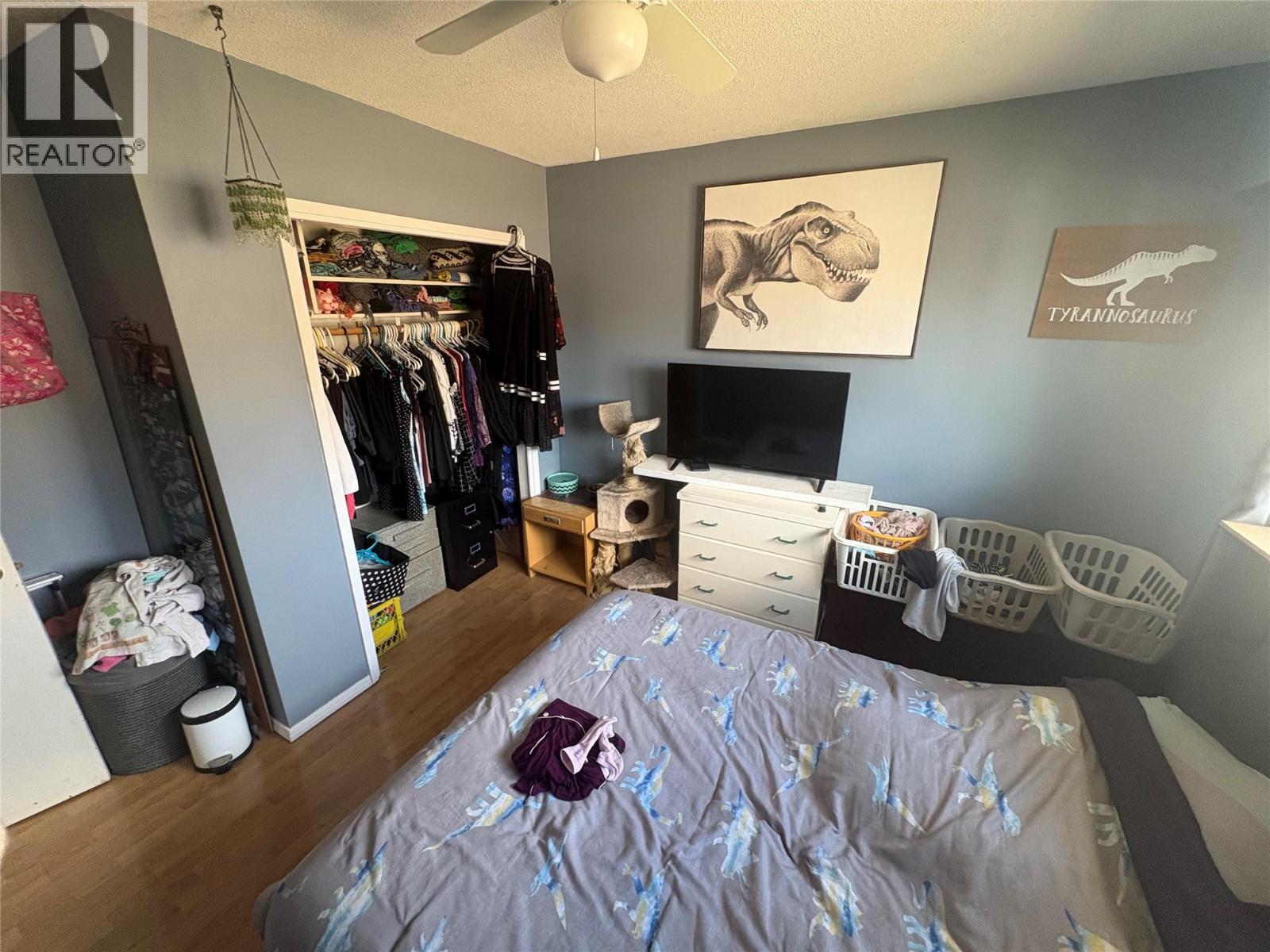2270 GREENFIELD Avenue - 11