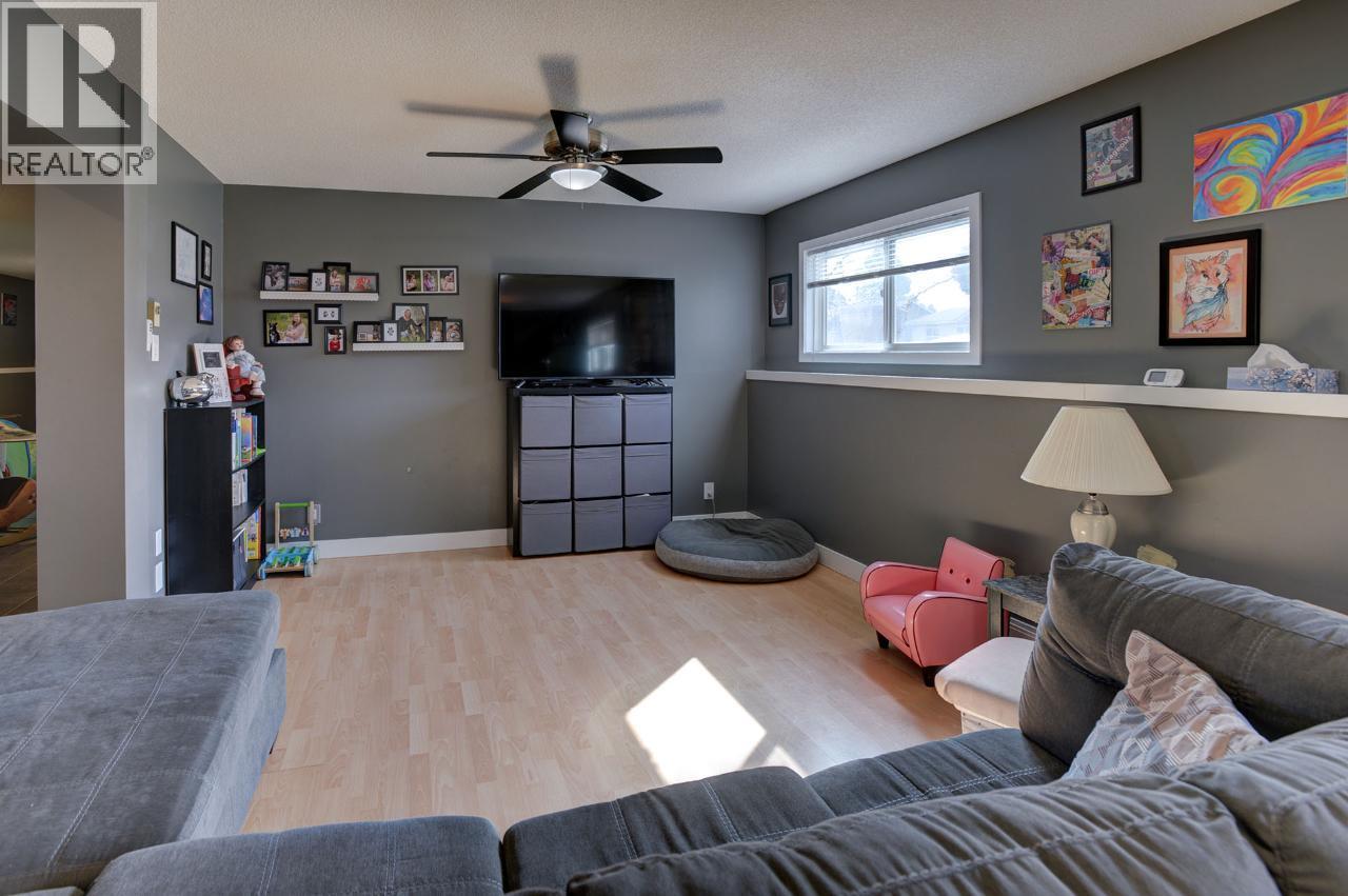 2270 GREENFIELD Avenue, Kamloops