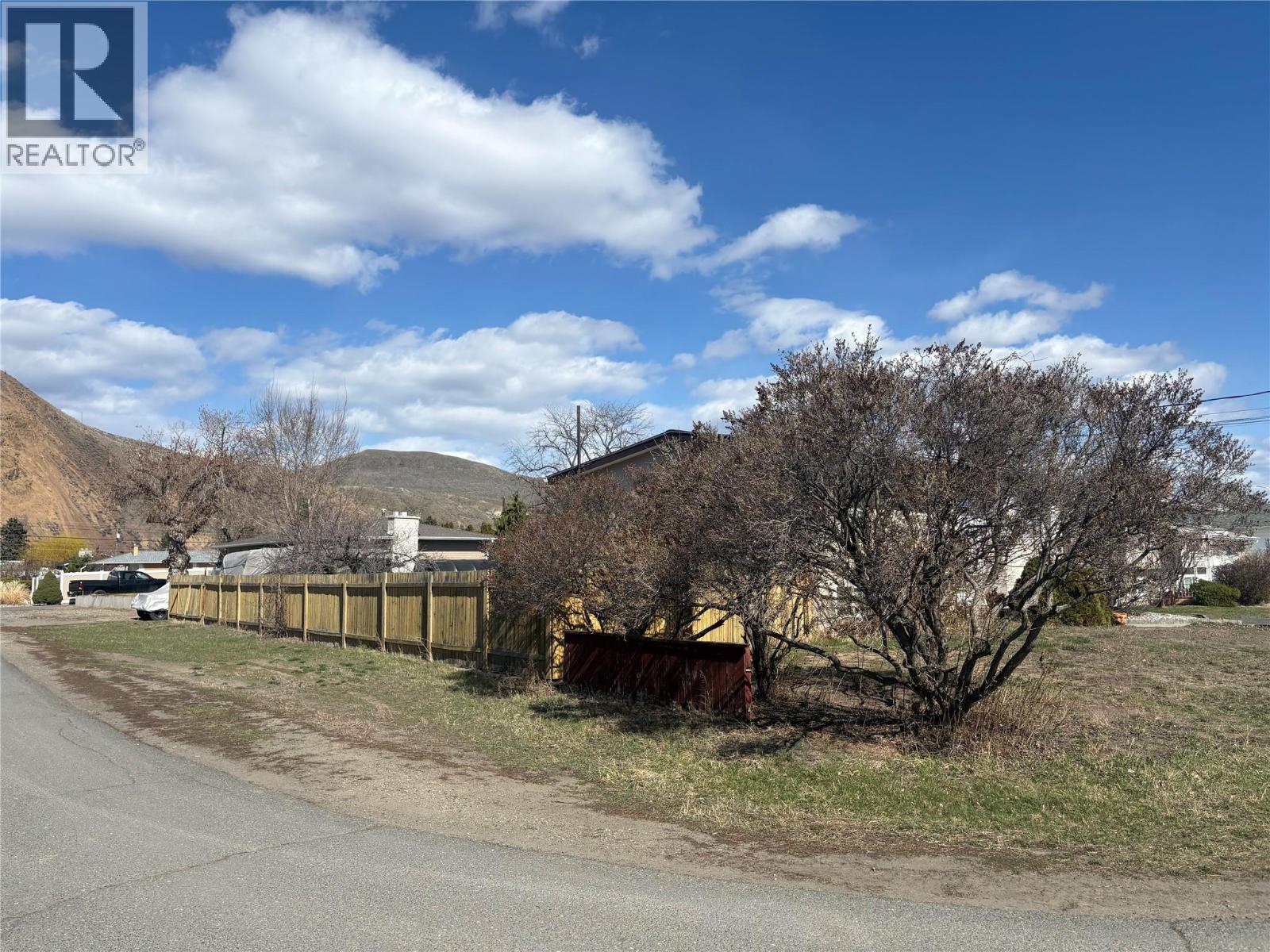 2270 GREENFIELD Avenue, Kamloops
