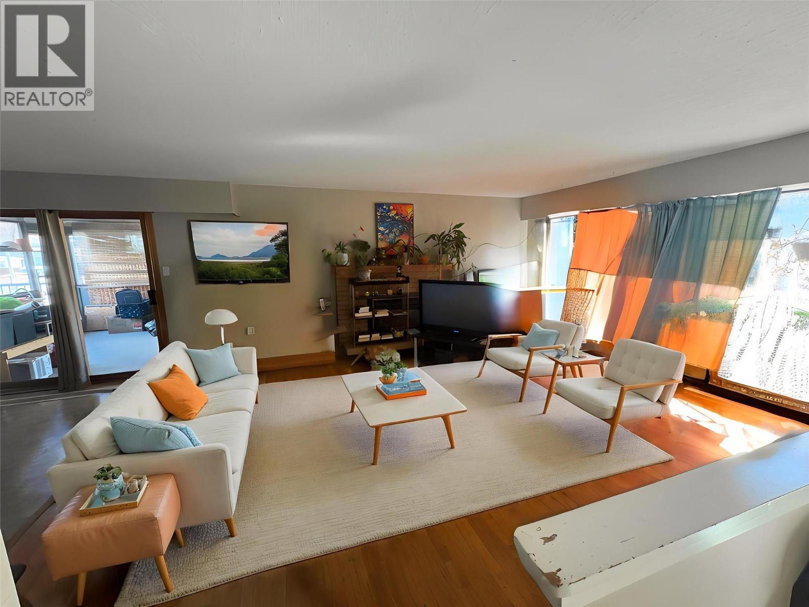 2270 GREENFIELD Avenue, Kamloops