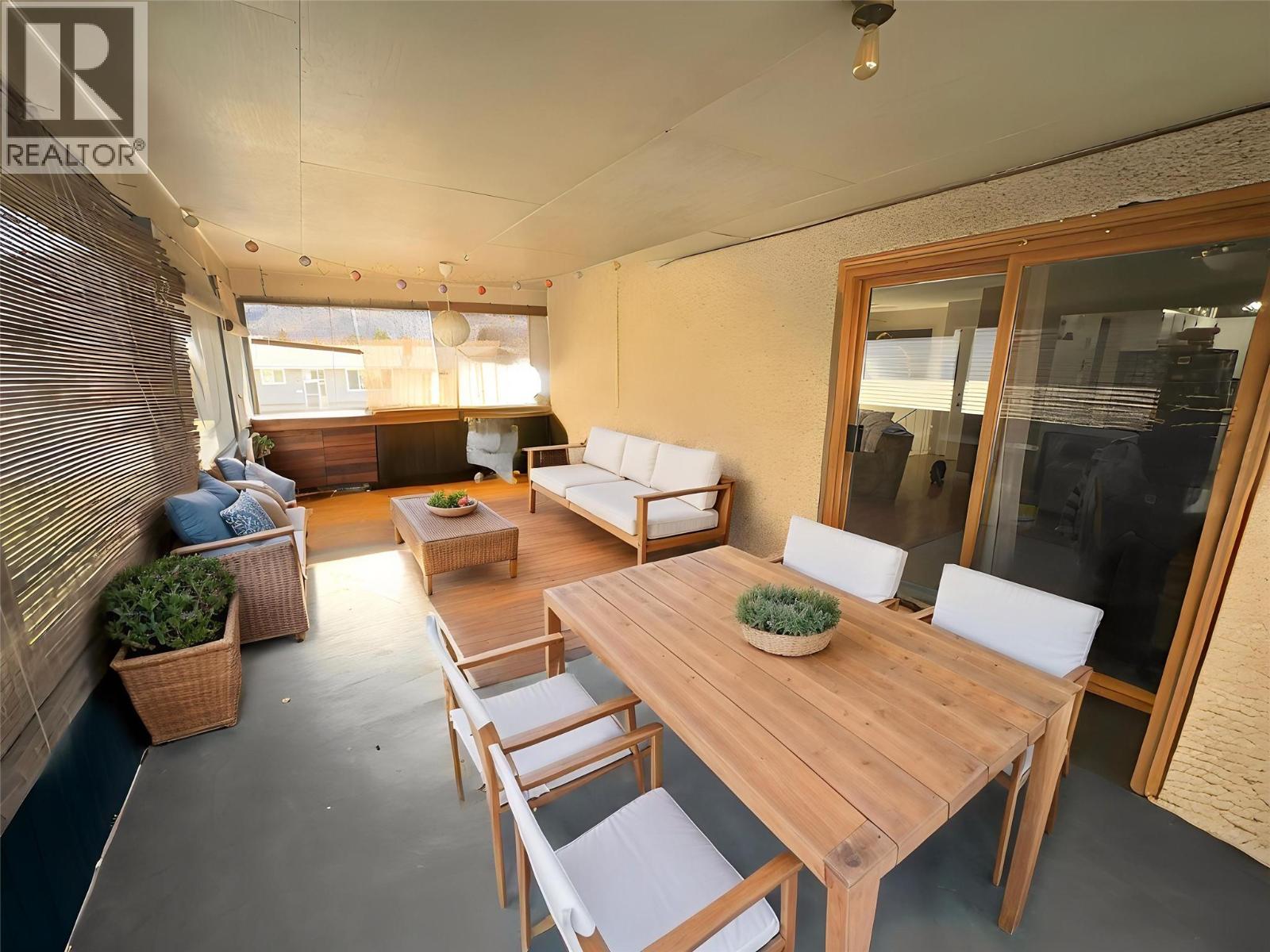 2270 GREENFIELD Avenue, Kamloops