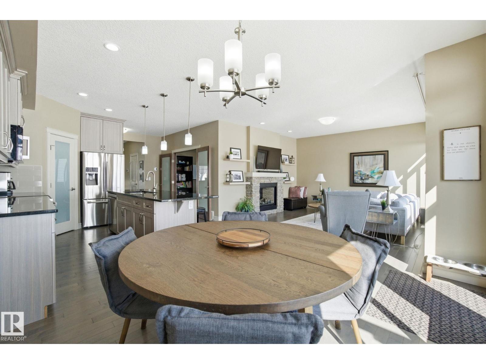 2133 BLUE JAY PT NW, Edmonton