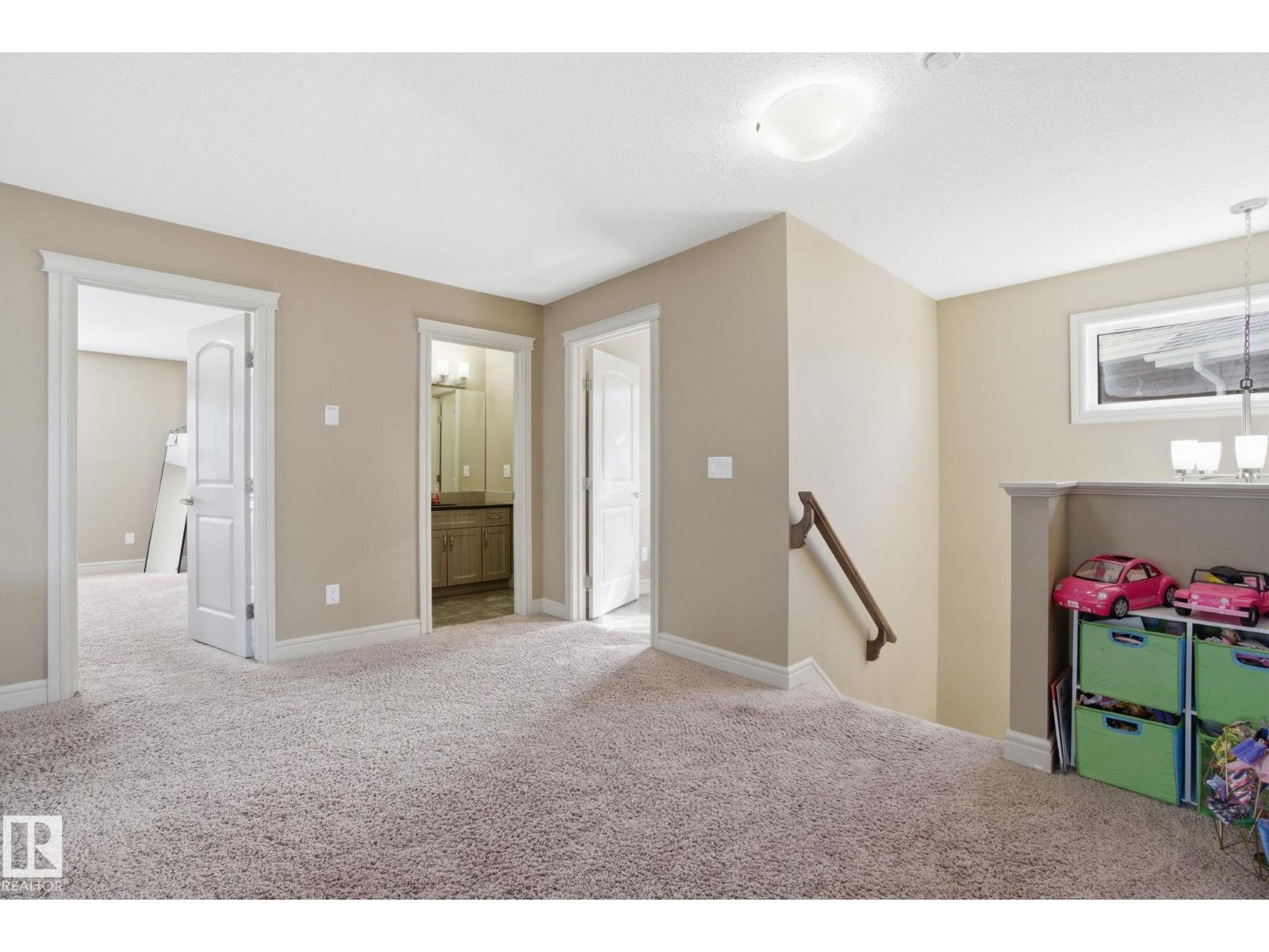 2133 BLUE JAY PT NW, Edmonton