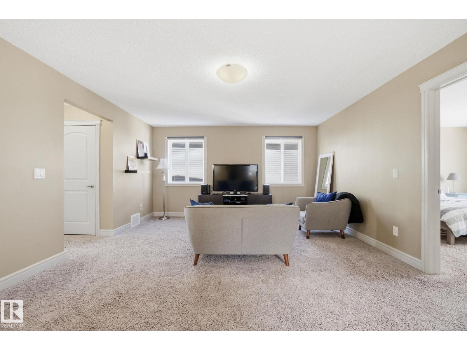 2133 BLUE JAY PT NW, Edmonton