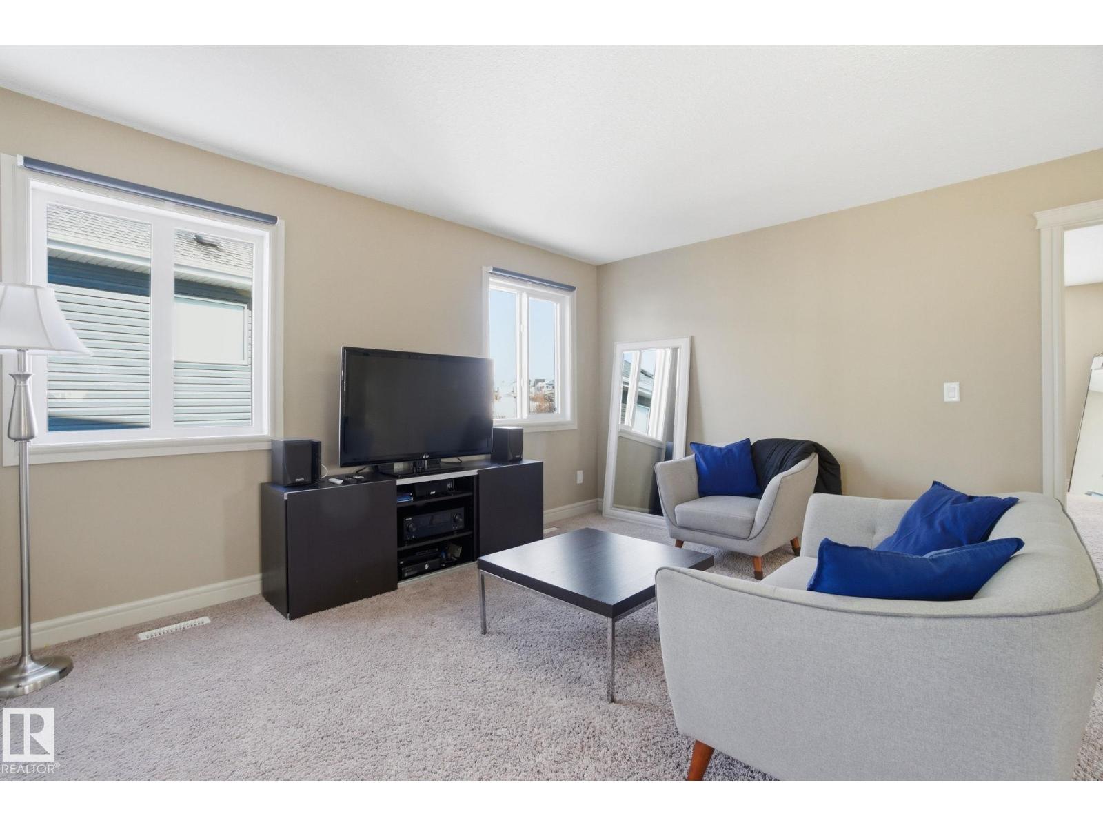 2133 BLUE JAY PT NW, Edmonton