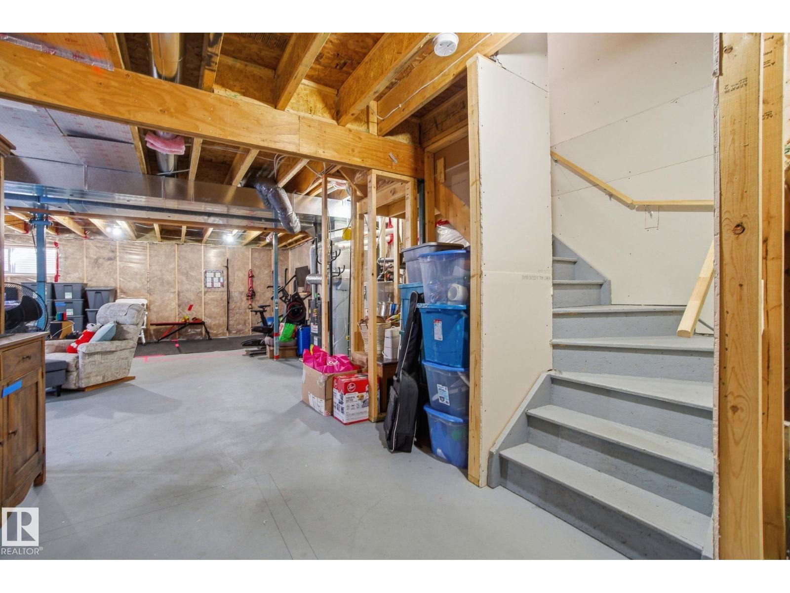 2133 BLUE JAY PT NW, Edmonton