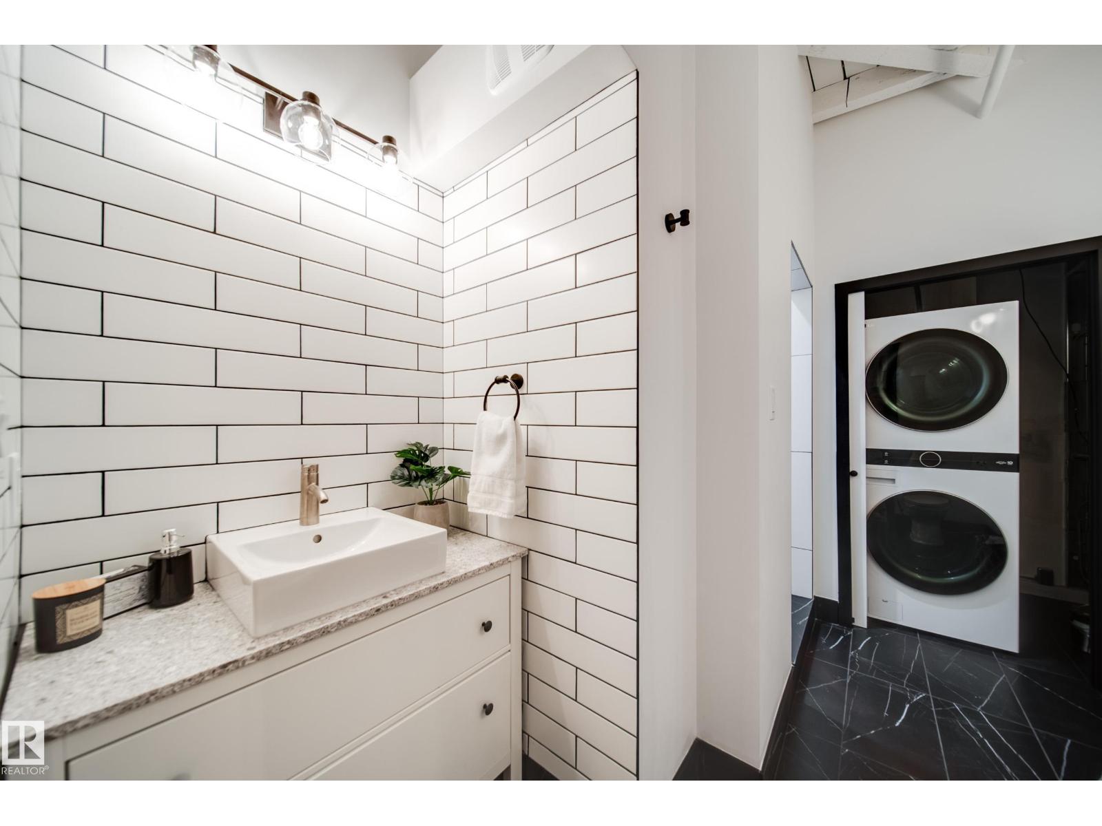 #501 10169 104 ST NW - 17