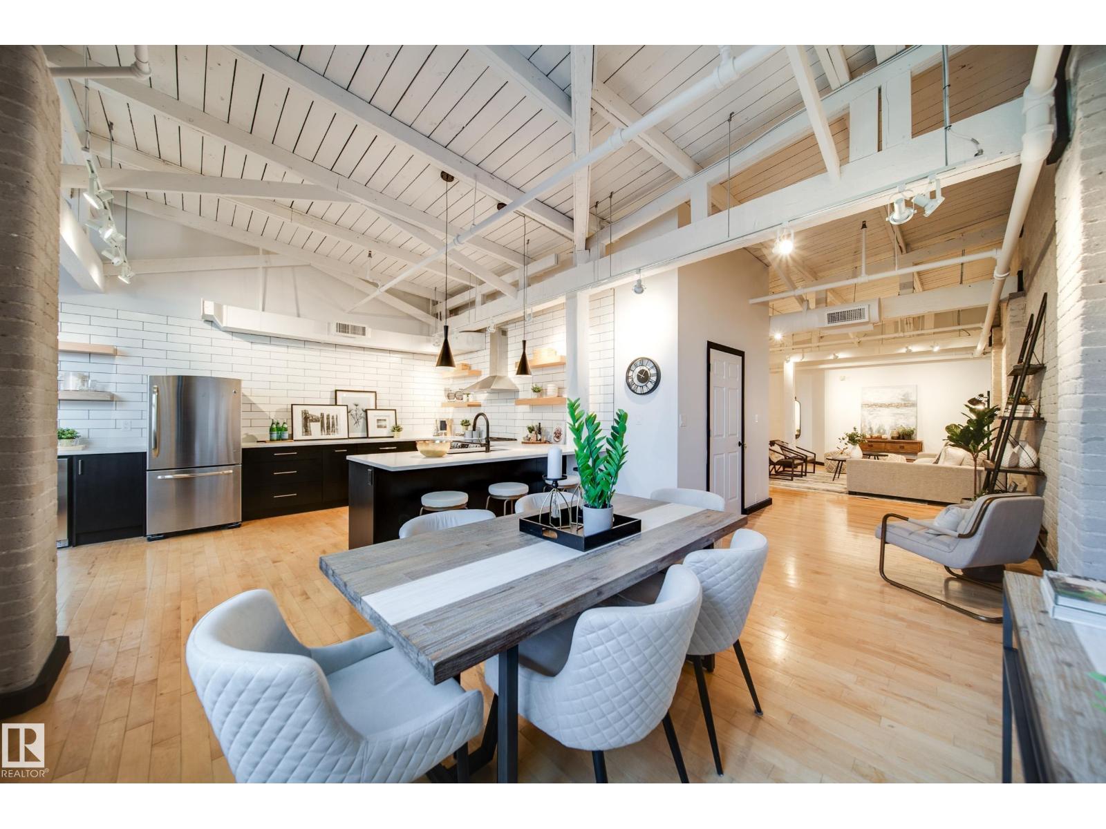 #501 10169 104 ST NW - 23