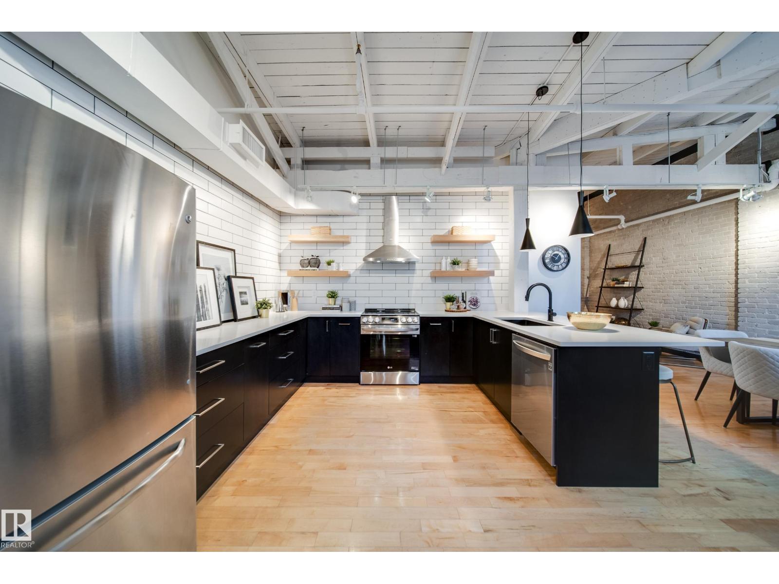 #501 10169 104 ST NW - 25