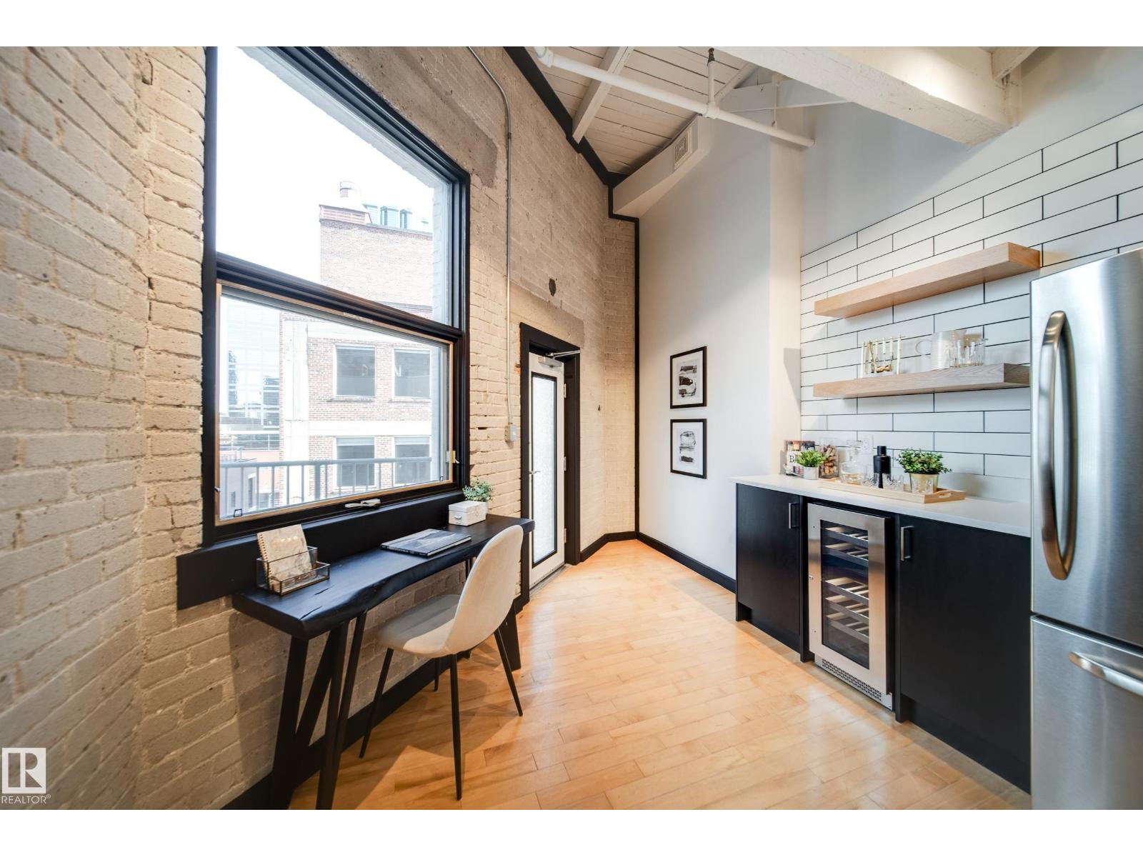 #501 10169 104 ST NW - 27