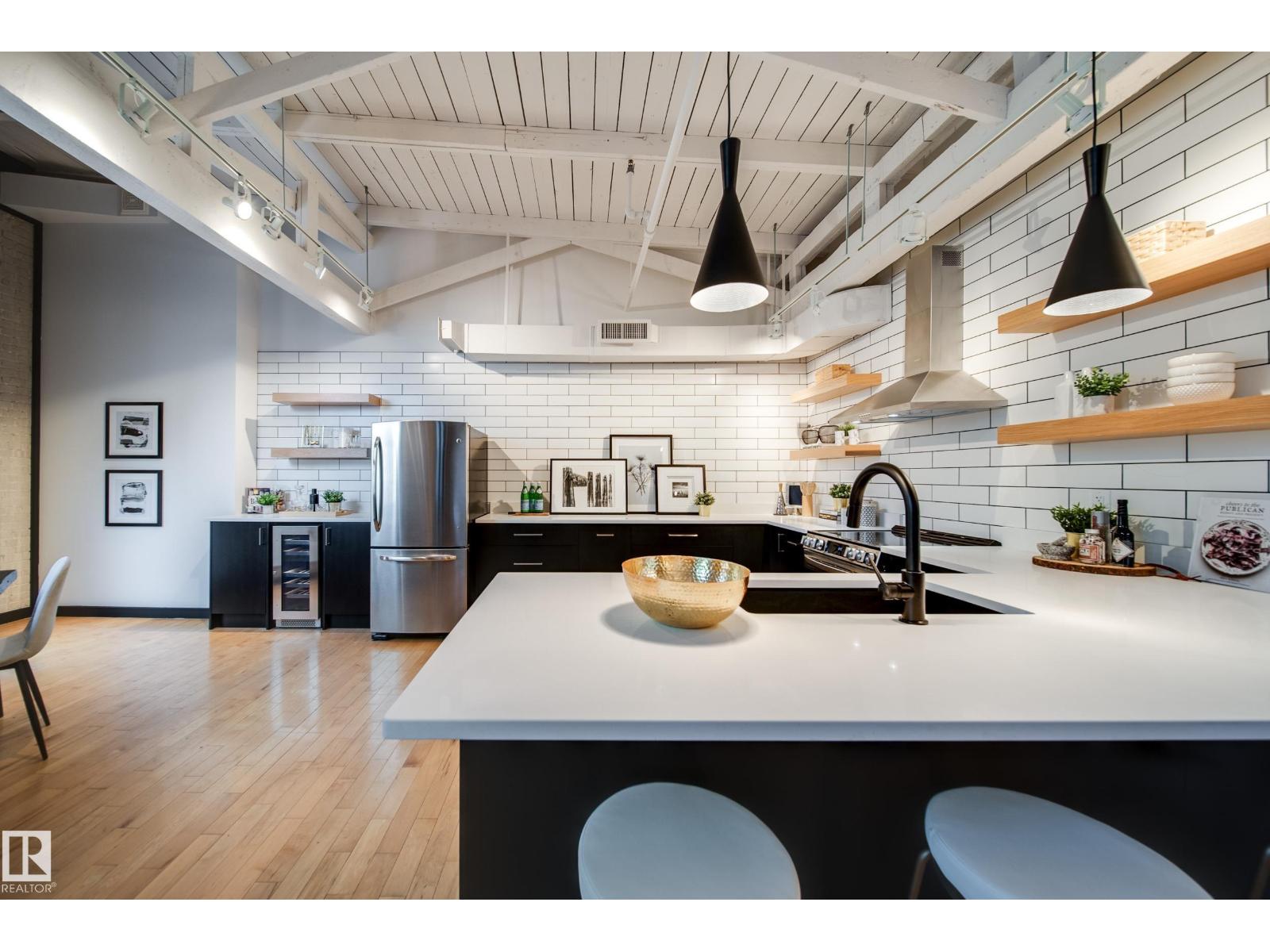 #501 10169 104 ST NW - 28