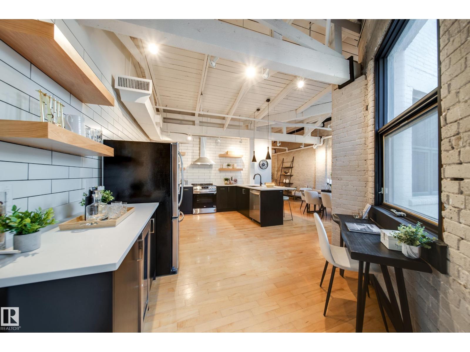 #501 10169 104 ST NW - 29