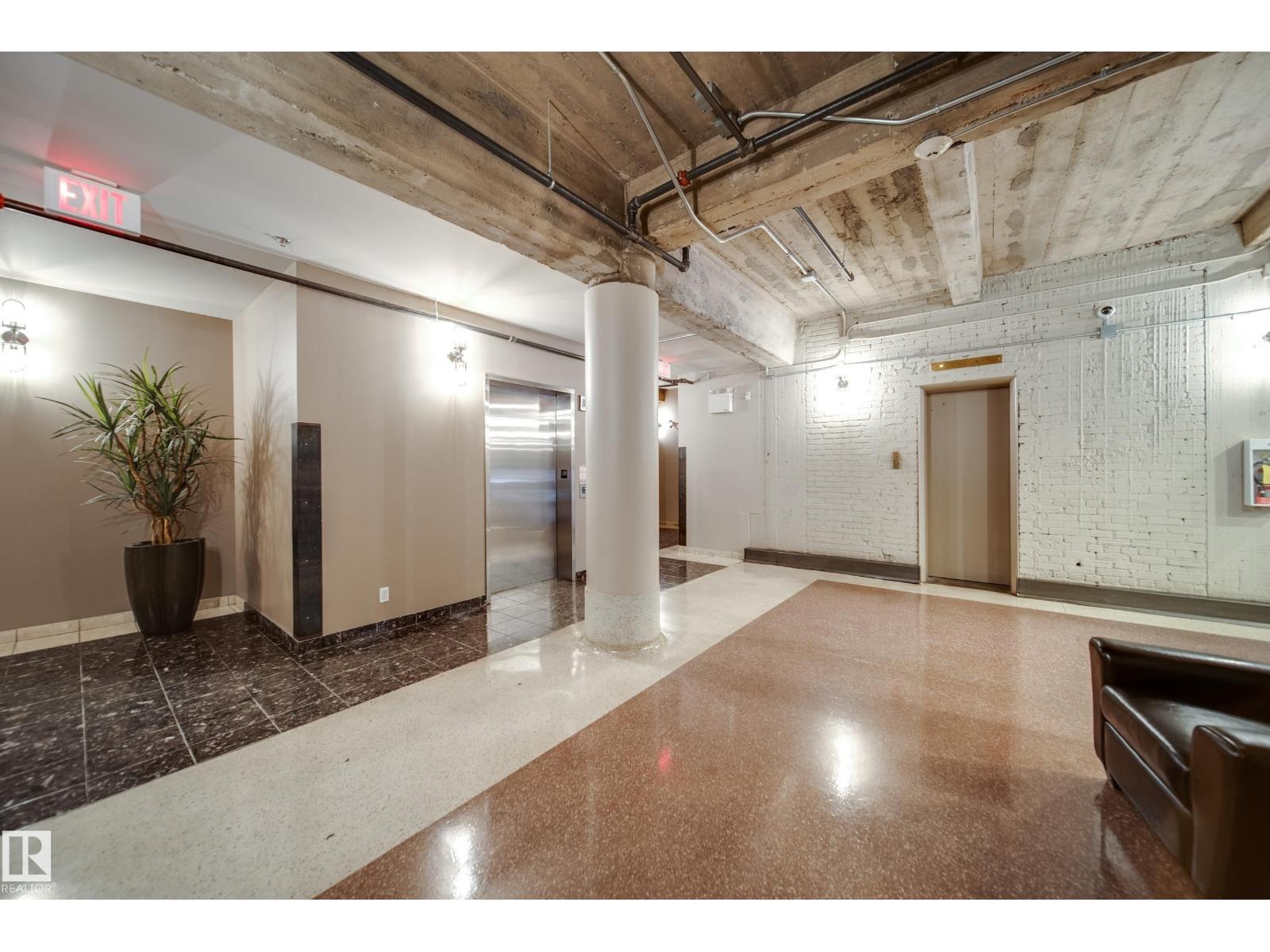 #501 10169 104 ST NW - 32