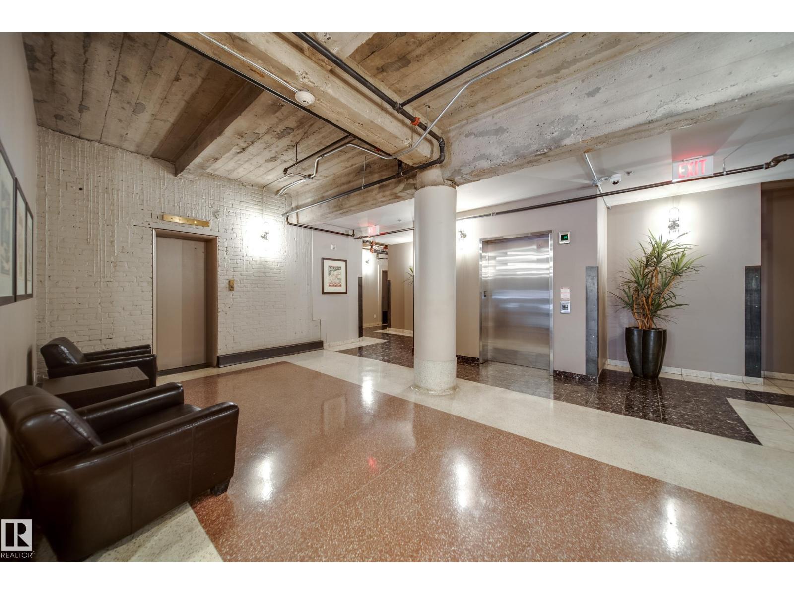 #501 10169 104 ST NW - 33