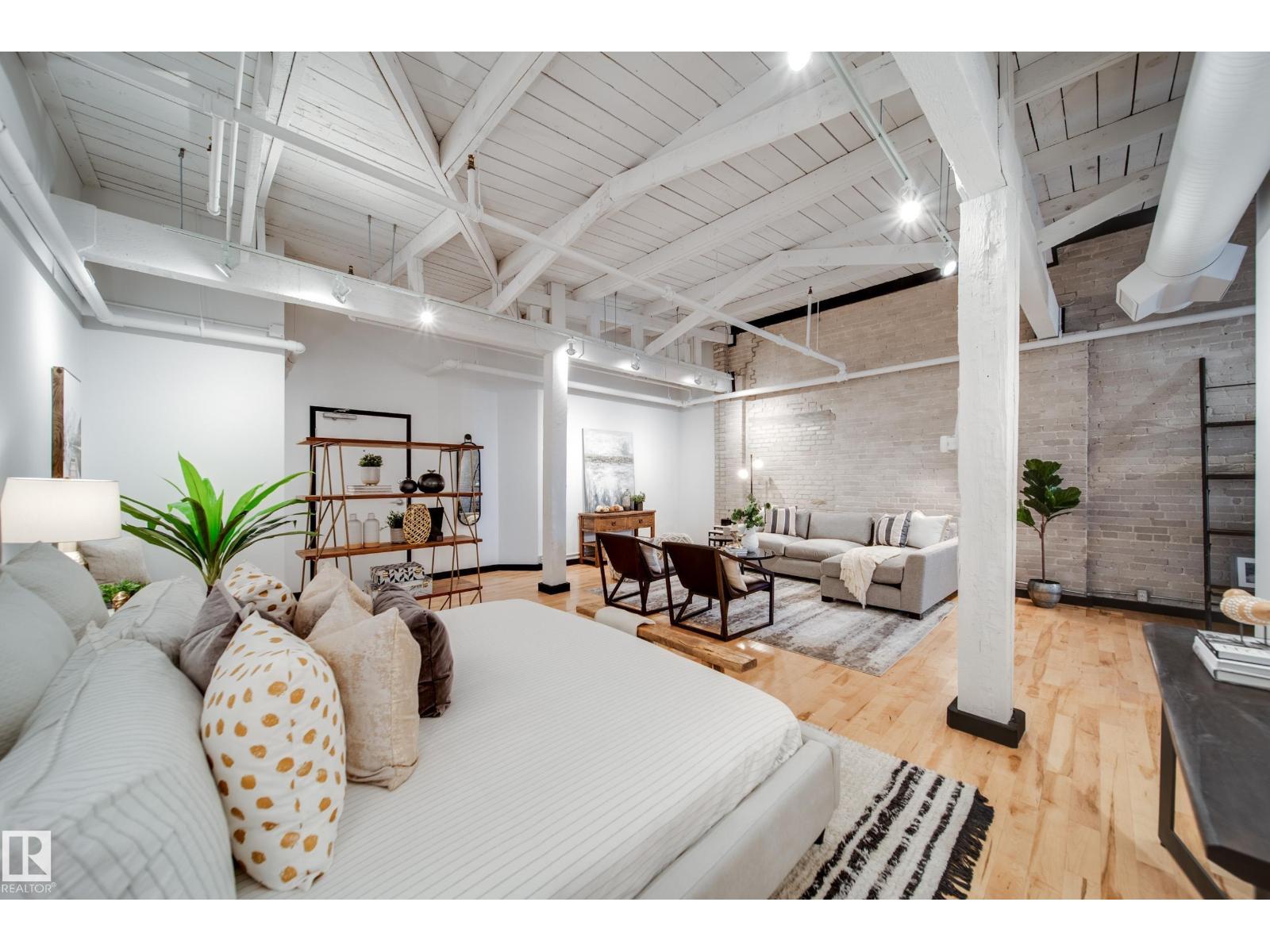 #501 10169 104 ST NW - 9