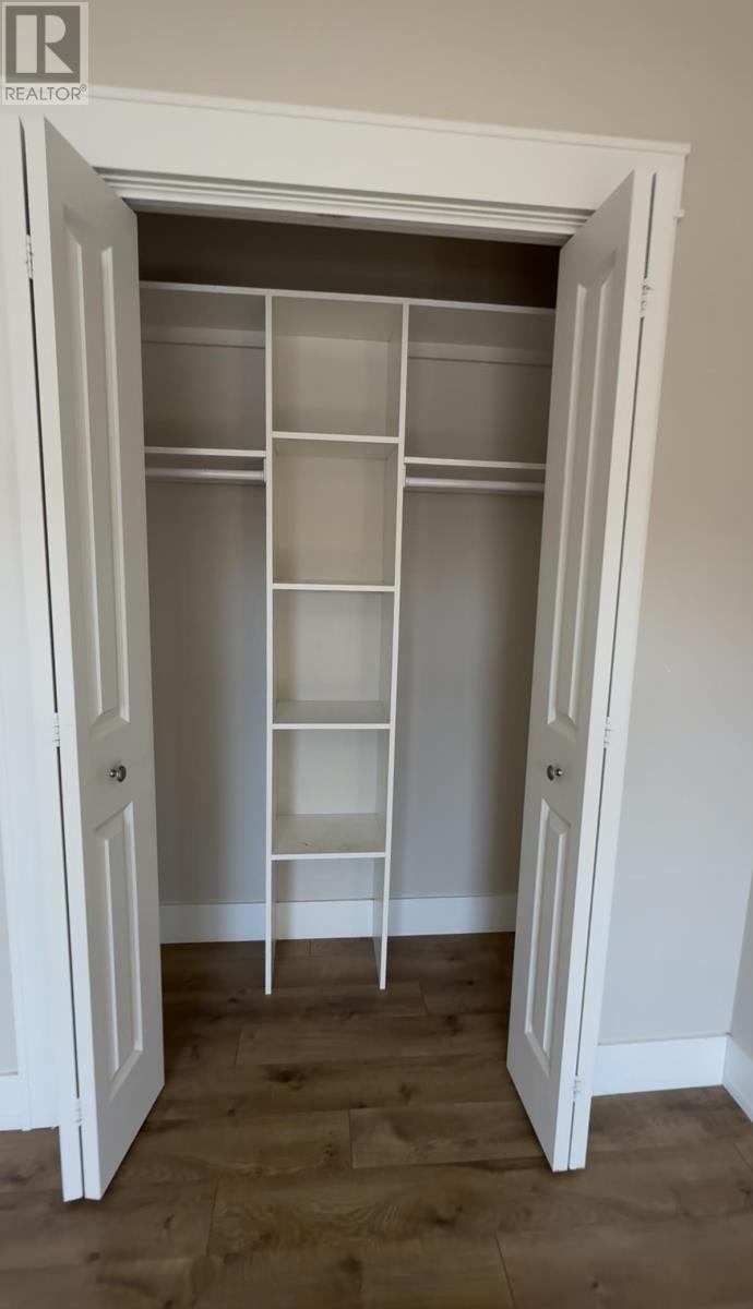 #108 210 SHAKESPEARE DRIVE - 18