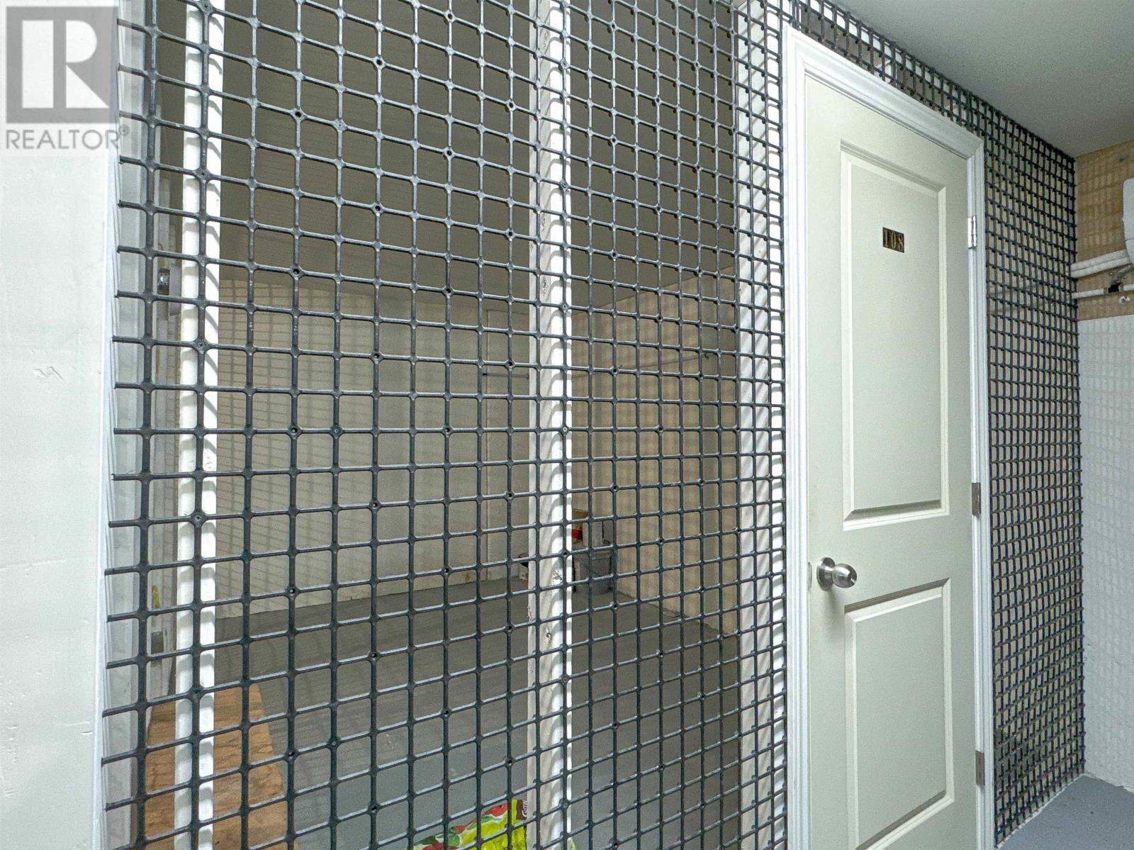 #108 210 SHAKESPEARE DRIVE - 21