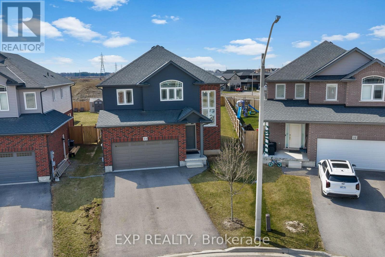 33 CINNAMON STREET - 3