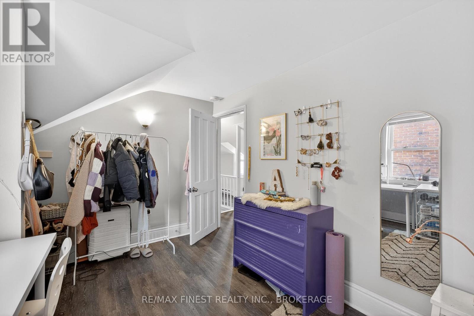 255-257 EARL STREET - 13