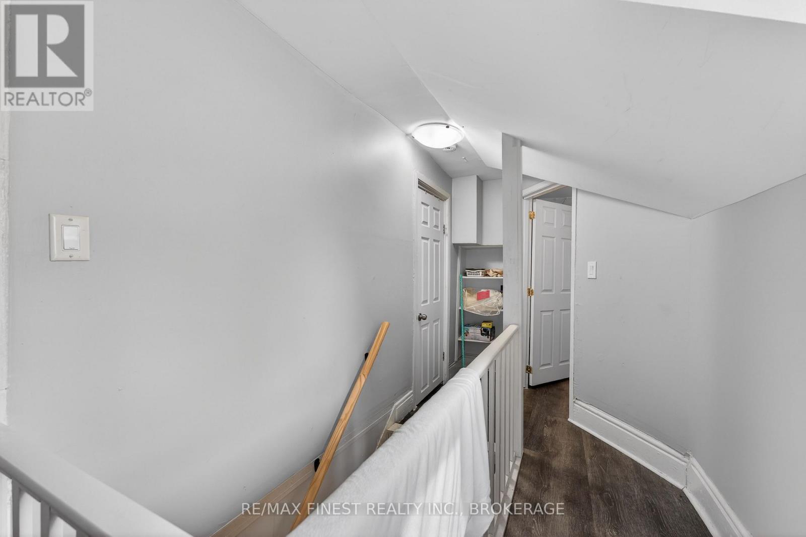 255-257 EARL STREET - 28