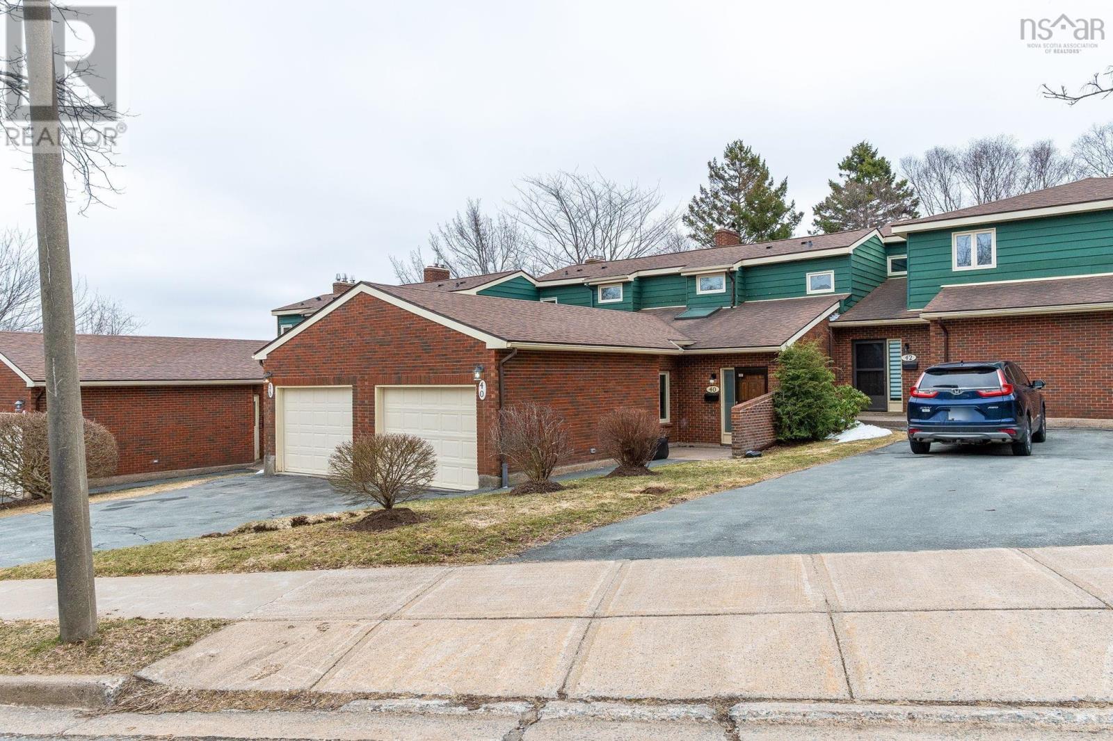 Property 47 of 48 of 40 Braemount Drive