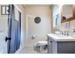 1060 East West Road, Pelee Island, ON N0R1M0 Photo 18