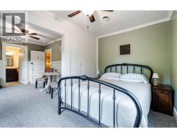 1060 East West Road, Pelee Island, ON N0R1M0 Photo 22