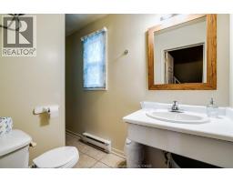 1060 East West Road, Pelee Island, ON N0R1M0 Photo 31