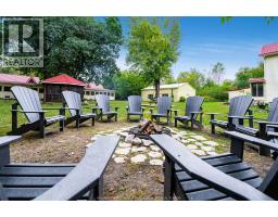 1060 East West Road, Pelee Island, ON N0R1M0 Photo 49