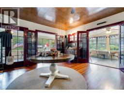 1060 East West Road, Pelee Island, ON N0R1M0 Photo 8