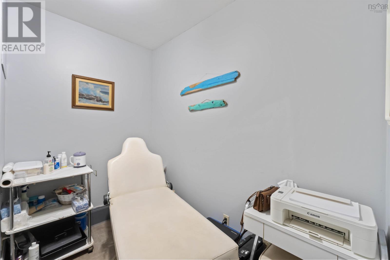 19 BIRCH STREET - 23