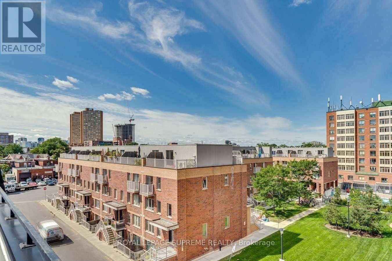 204 – 50 MERCHANT LANE,Toronto (Dufferin Grove),,