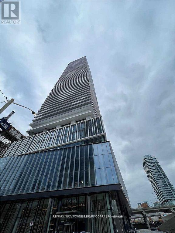 1105 - 138 DOWNES STREET